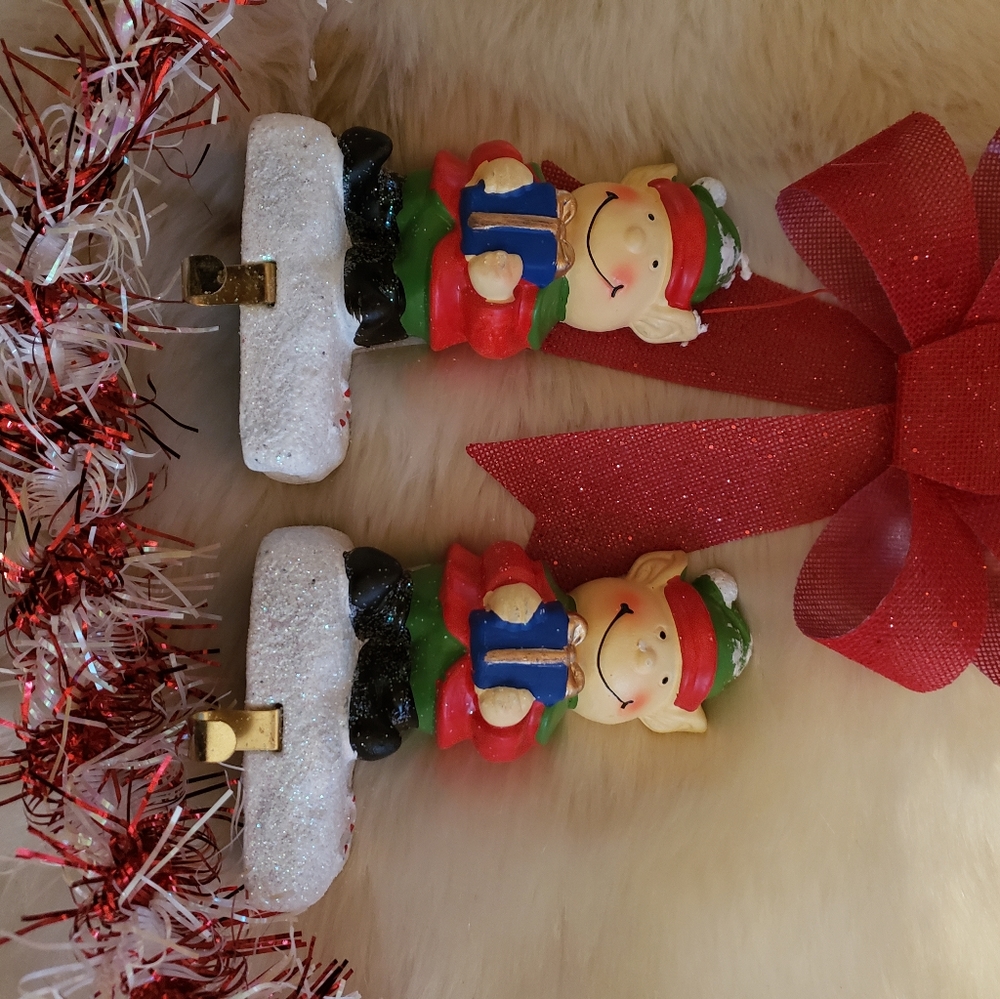 Elf stocking holder set!